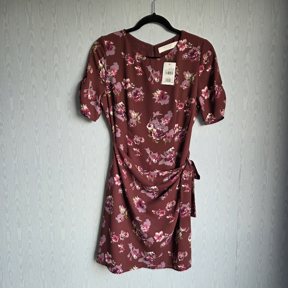 NWT ASTR‎ The Label Floral Faux Wrap Whimsigoth Chiffon Mini Dress Burgundy S - Picture 2 of 10